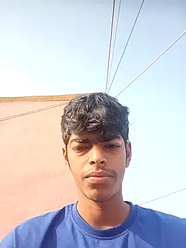 Snapshot of monster_33 chatting on 11-19-25, 04:01 monster 33 online show from 11-19-25, 04:01