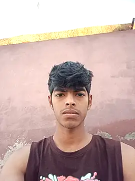 Snapshot of monster_33 chatting on 11-12-25, 05:22 monster 33 online show from 11-12-25, 05:22