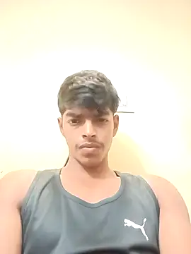 Snapshot of monster_33 chatting on 02-14-26, 10:48 monster 33 online show from 02-14-26, 10:48