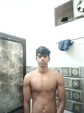 Snapshot of monster_33 chatting on 02-28-26, 10:37 monster 33 online show from 02-28-26, 10:37