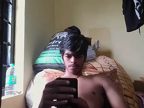 Snapshot of monster_33 chatting on 09-26-25, 05:14 monster 33 online show from 09-26-25, 05:14