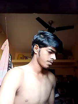 Snapshot of monster_33 chatting on 09-25-25, 02:28 monster 33 online show from 09-25-25, 02:28