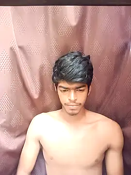 Snapshot of monster_33 chatting on 09-13-25, 02:44 monster 33 online show from 09-13-25, 02:44