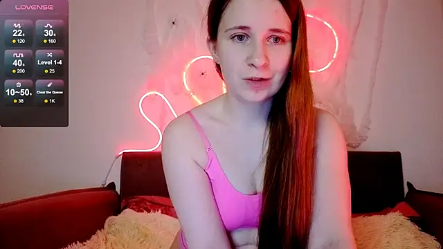 Snapshot of _Linett_ chatting on 10-30-25, 09:11  Linett  online show from 10-30-25, 09:11