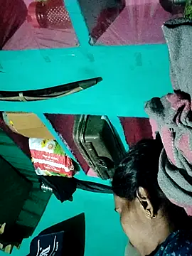 Pooja750 online show from 02-25-26, 06:19