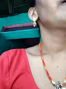 Pooja750 online show from 11-23-25, 06:12