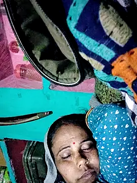 Pooja750 online show from 12-21-25, 04:52