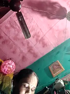 Pooja750 online show from 01-14-26, 04:54