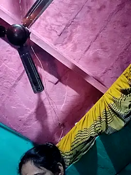 Pooja750 online show from 11-19-25, 08:53