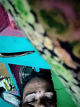 Pooja750 online show from 11-11-25, 03:01