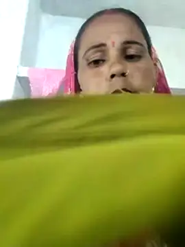 Snapshot of Pooja750 chatting on 07-24-26, 09:27 Pooja750 online show from 07-24-26, 09:27