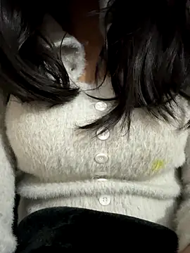 Snapshot of seemujaan chatting on 11-24-25, 12:43 seemujaan online show from 11-24-25, 12:43