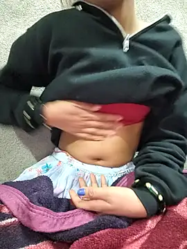 Snapshot of seemujaan chatting on 01-13-26, 03:43 seemujaan online show from 01-13-26, 03:43