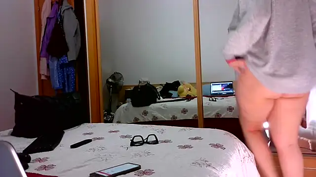 Cuquita83 online show from 03-06-26, 08:31