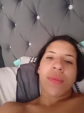 Snapshot of Liagni0 chatting on 03-11-26, 04:23 Liagni0 online show from 03-11-26, 04:23