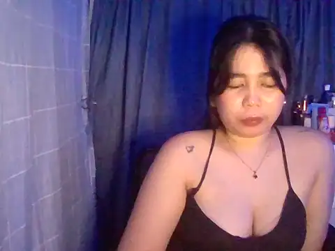 Snapshot of Asianhotskinny chatting on 06-26-26, 03:51 Asianhotskinny online show from 06-26-26, 03:51