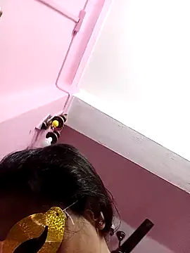 Snapshot of Gullapi chatting on 03-20-26, 08:48 Gullapi online show from 03-20-26, 08:48