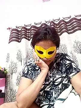 Snapshot of Gullapi chatting on 04-15-26, 03:34 Gullapi online show from 04-15-26, 03:34