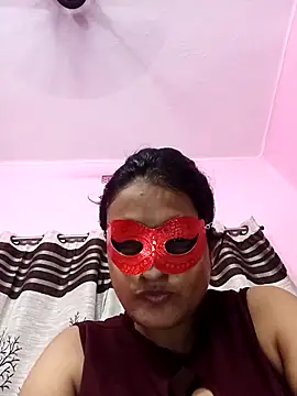 Snapshot of Gullapi chatting on 10-08-25, 04:51 Gullapi online show from 10-08-25, 04:51