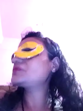 Snapshot of Gullapi chatting on 04-13-26, 08:18 Gullapi online show from 04-13-26, 08:18