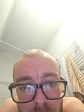 948197 online show from 12-02-25, 02:52