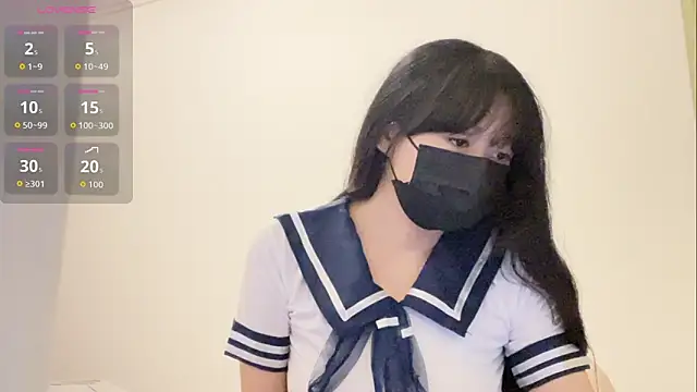 Minnie-2025 online show from 09-13-25, 04:07