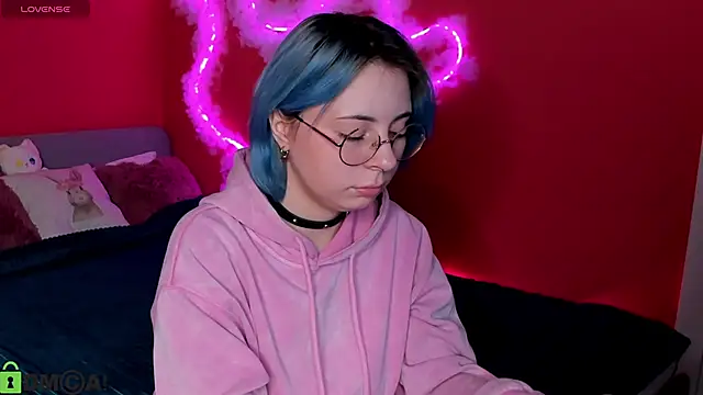 Penny Stanley online show from 12-05-25, 01:49