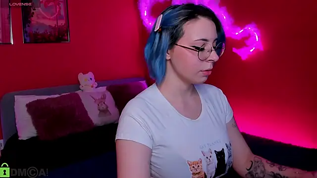 Penny Stanley online show from 11-27-25, 02:23