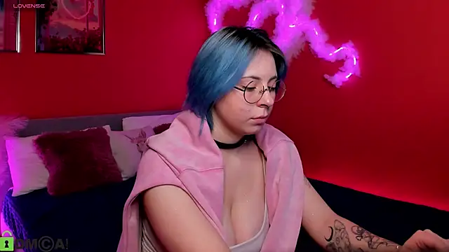 Penny Stanley online show from 11-25-25, 02:23