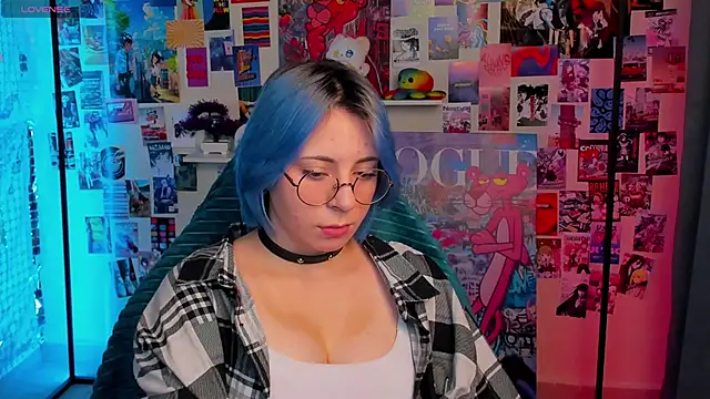 Penny Stanley online show from 11-21-25, 02:10