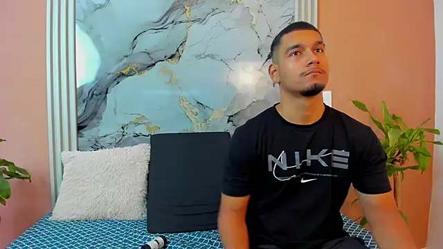  online show from 11-23-25, 01:43