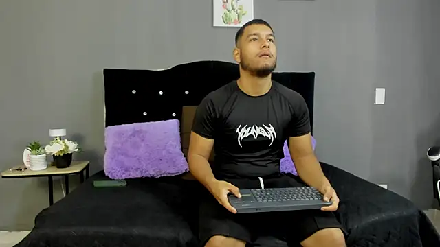  online show from 04-04-26, 12:12