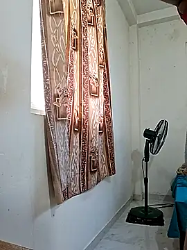 BeautyGirl sara online show from 04-18-26, 02:58