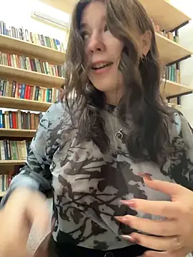 Mimiumuy online show from 11-04-25, 02:21