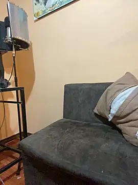 Isisflame online show from 02-18-26, 03:15