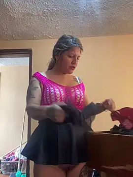 Isisflame online show from 12-04-25, 01:54