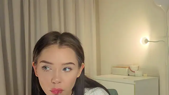 slyshypie online show from 11-05-25, 01:03