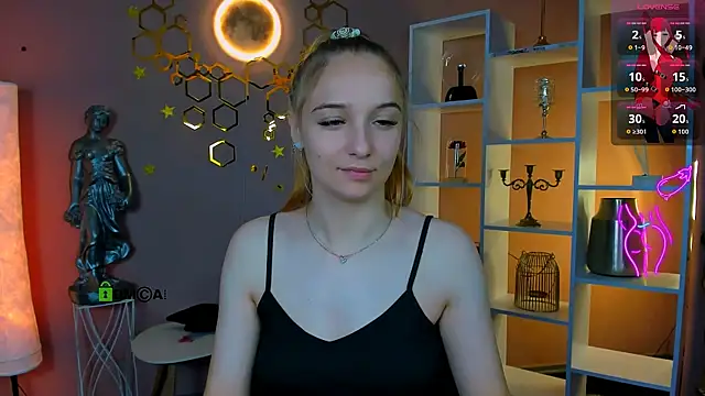 Snapshot of keylas_moan chatting on 06-19-26, 08:20 keylas moan online show from 06-19-26, 08:20