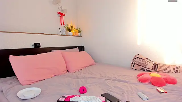 charlottacardi online show from 02-13-26, 02:55