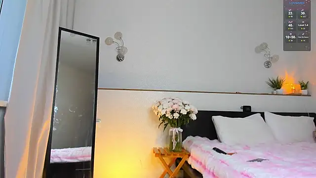 charlottacardi online show from 10-27-25, 03:07