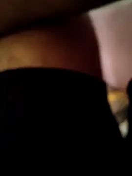 riyamore9623 online show from 10-28-25, 08:57