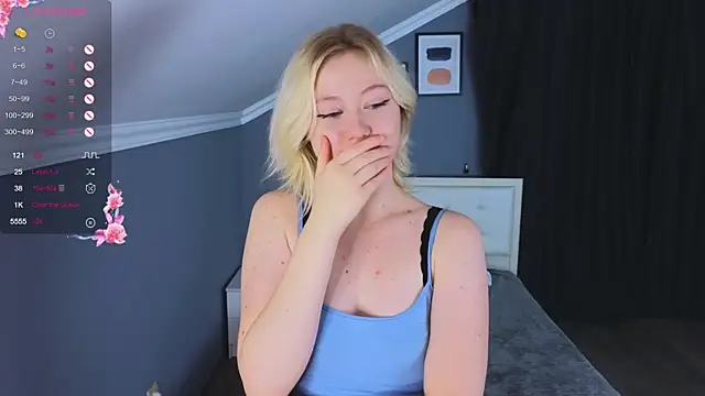 Violet Willis online show from 09-24-25, 03:07