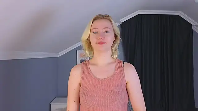 Violet Willis online show from 10-02-25, 03:04