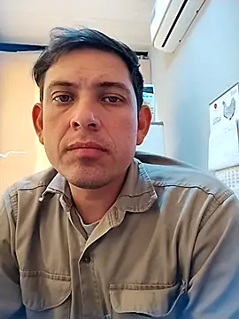 Snapshot of Az-09Ga chatting on 05-19-26, 05:09 Az-09Ga online show from 05-19-26, 05:09