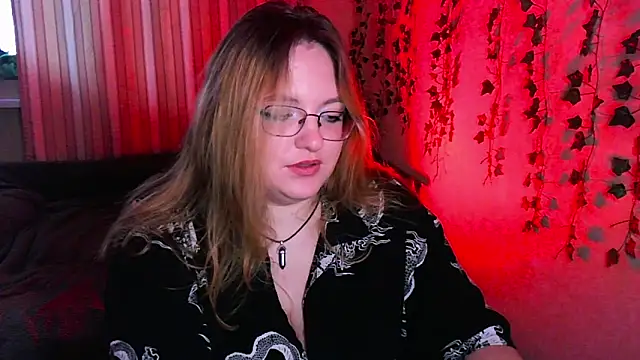 Snapshot of ZayaRush chatting on 09-28-25, 11:17 ZayaRush online show from 09-28-25, 11:17