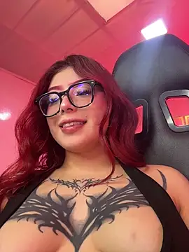 Red Bunny v online show from 06-18-26, 01:16