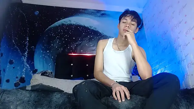 SemerHott online show from 10-15-25, 02:36