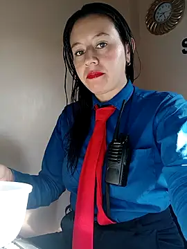 Snapshot of Hannah-colx chatting on 10-01-25, 12:31 Hannah-colx online show from 10-01-25, 12:31