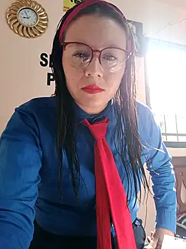 Snapshot of Hannah-colx chatting on 09-22-25, 12:55 Hannah-colx online show from 09-22-25, 12:55