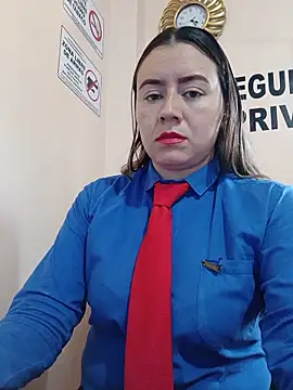 Snapshot of Hannah-colx chatting on 06-11-26, 05:10 Hannah-colx online show from 06-11-26, 05:10